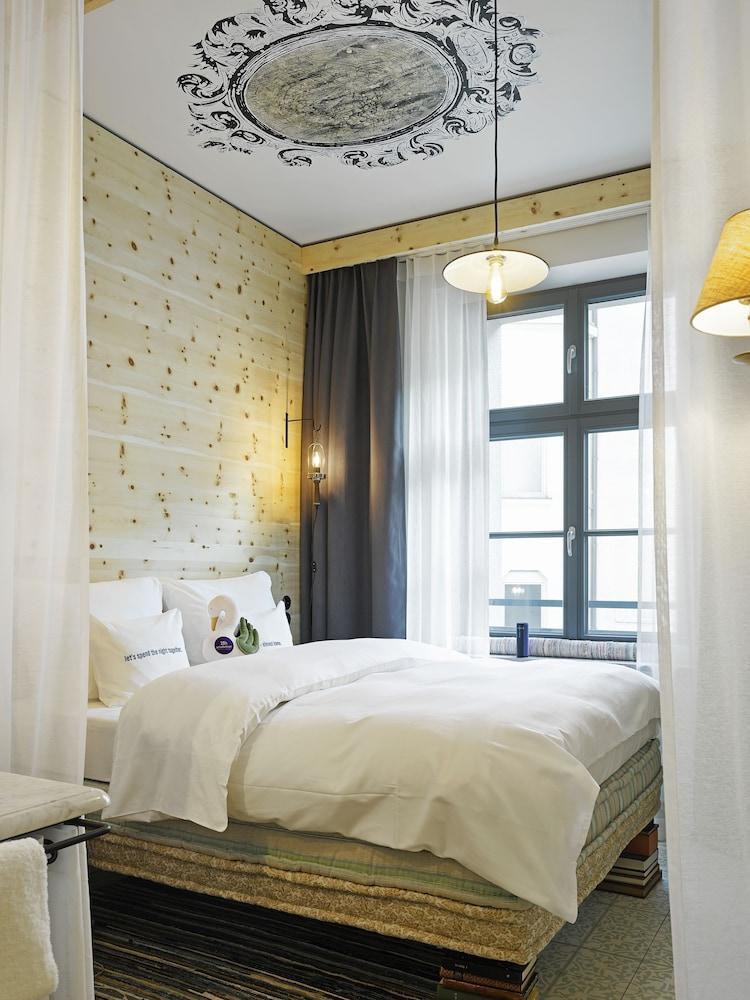 Отель 25hours The Royal Bavarian 4*